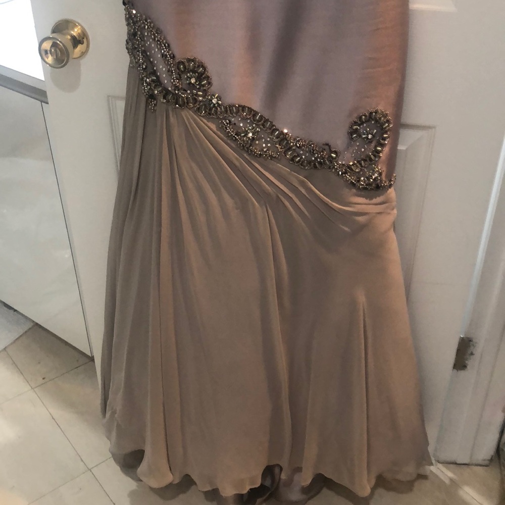 Terani Couture Dress - Picture 2 of 7